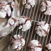 Peppermint Crunch Chocolate Crinkle Cookies - thick, soft, brownie-like chocolate cookies with little bits of peppermint
