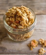 Wonderfully sticky and clumpy, this Homemade Coconut Oil Honey Almond Granola will make your day!