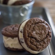 Mint Chip Oreo Ice Cream Sandwiches - such a tasty frozen treat! You'll love how fast they come together.
