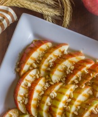 Caramel Apple Slices - the SECRET to keeping your apples from turning brown without altering taste