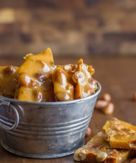 How To Make Peanut Brittle in the Microwave - My mom's peanut brittle recipe...you can make it in the microwave in less than 10 minutes!
