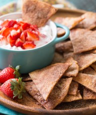 Baked Cinnamon Crisps With Creamy Strawberry Dip - Reminiscent of those crispy, cinnamon sugary chips I used to get from Taco Bell as a kid, but baked instead of fried!