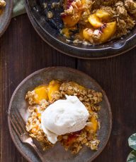 Just sweet, warm peaches with a blanket of crunchy, buttery oats and almonds. Easier than pie!