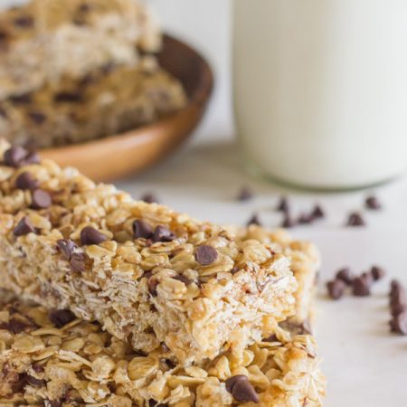 Copycat Quaker Chewy Chocolate Chip Granola Bars - Lovely Little Kitchen
