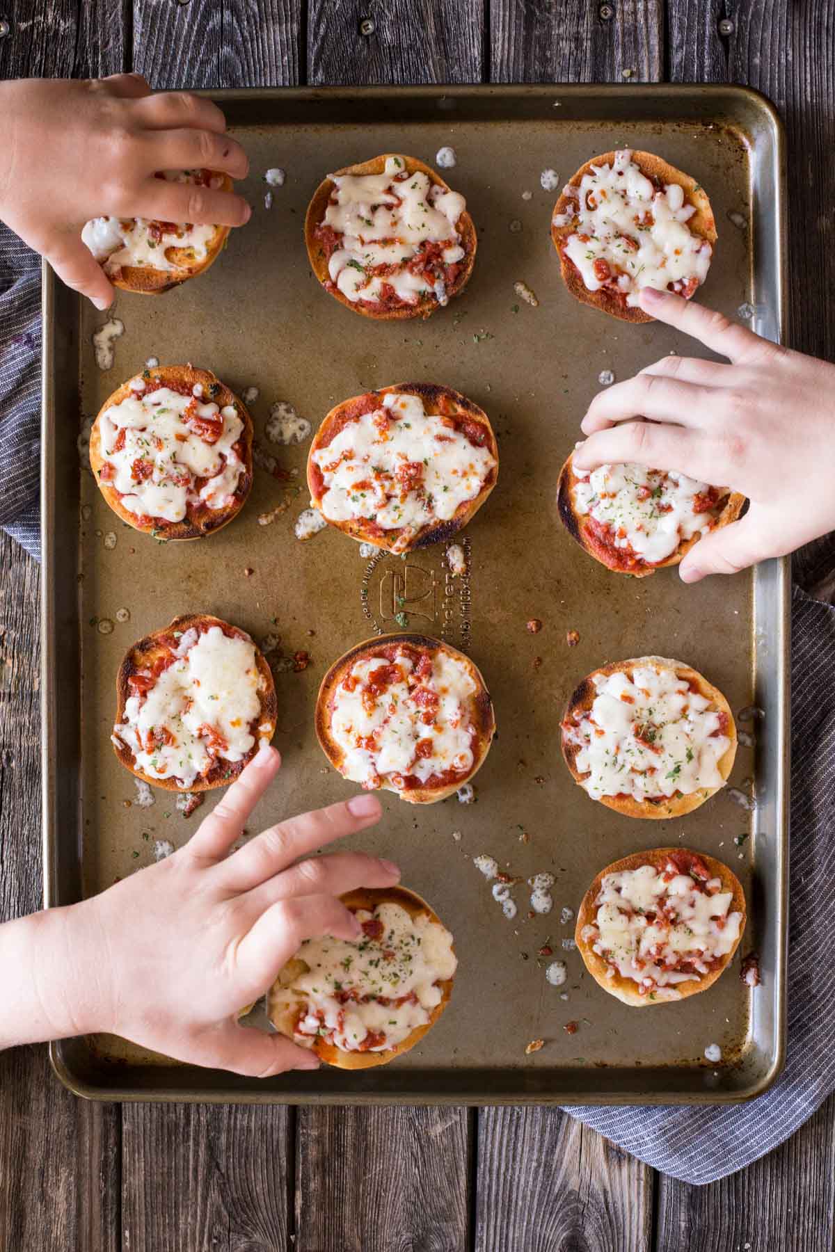 The Ultimate Guide to Crafting the Perfect Homemade Pizza Dough: Unveiling the Secret Recipe for Irresistibly Delicious Pizzas