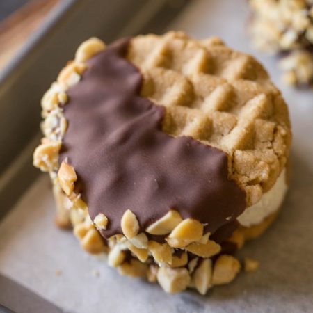 Featured image of post How to Make Peanut Butter Cookie Ice Cream Sandwich Recipe