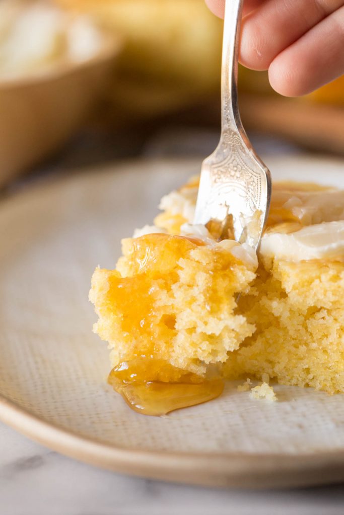 Easy Homemade Cornbread - Lovely Little Kitchen
