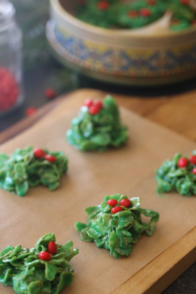 Holly Cookies - Lovely Little Kitchen